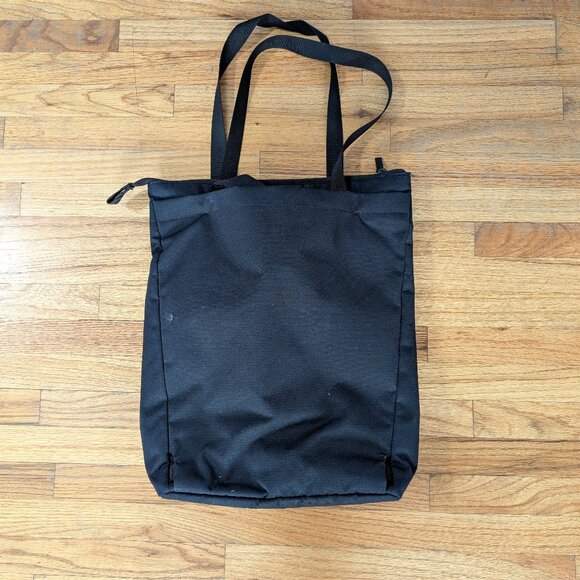 convertible backpack tote timbuk2 water resistant Flight Pack, Jet Black : Clothing, Shoes & Jewelry 38 cm (approx Water Resistant Bags  Timbuk2